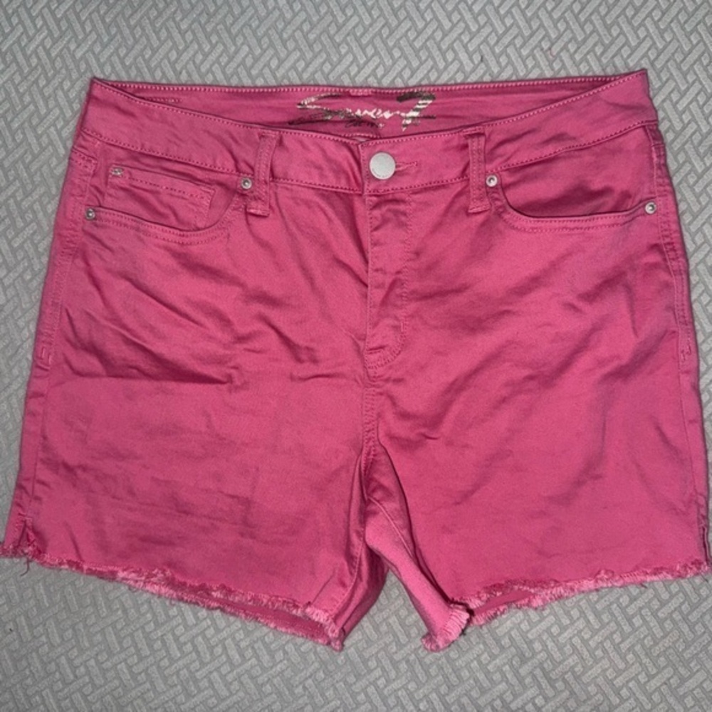 Seven7 Pink Shorts